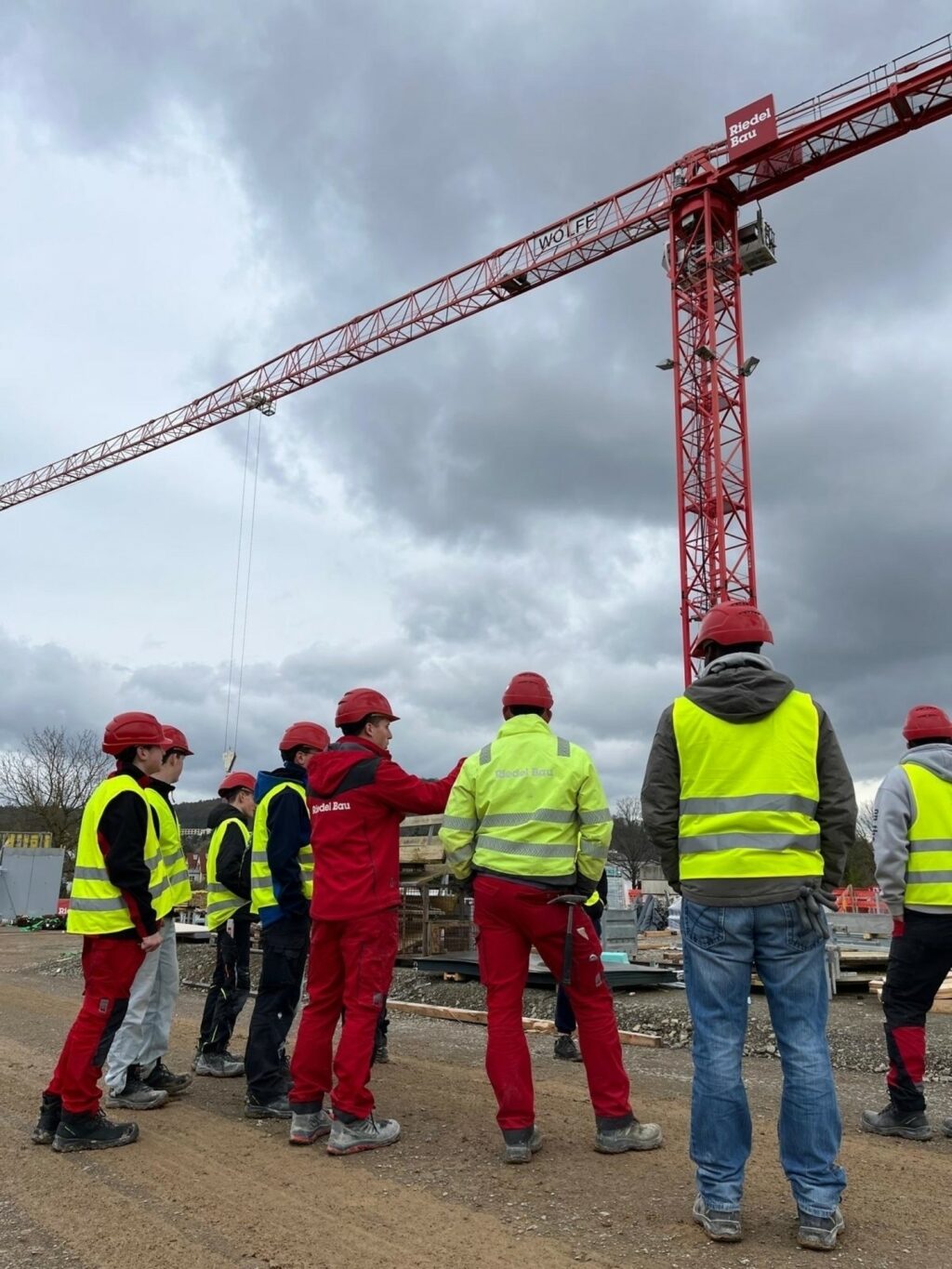 Instagram post from riedelbau. This post is in position 3.