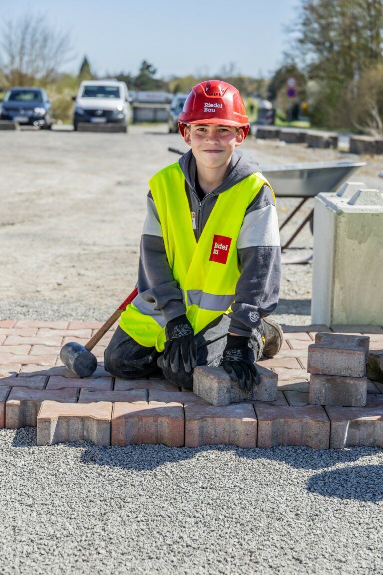 Instagram post from riedelbau. This post is in position 2.